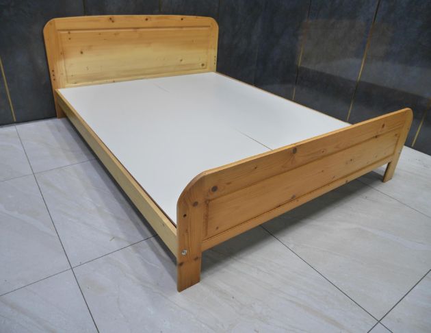 二手 床架 松木 5尺 標準雙人床組 床台 雙人床架