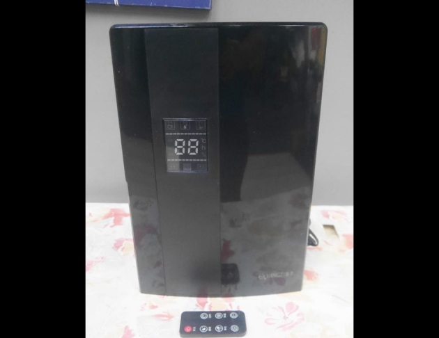 二手 揚子 CS10E 光觸媒清淨空氣除濕機