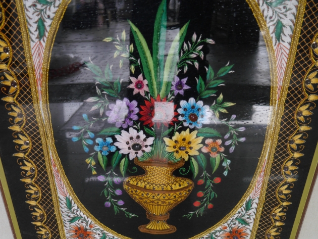 二手金框古典花瓶刺繡畫 藝術品 擺飾品 裝飾品 玄關擺件 2