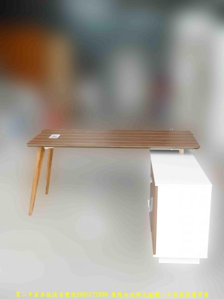 二手書桌 二手辦公桌 木紋色160公分L型辦公桌 主管桌 電腦桌 工作桌