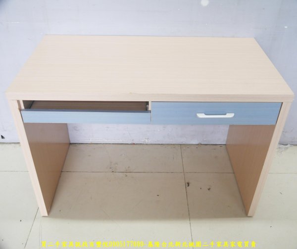 二手書桌 二手電腦桌 白橡色112公分辦公桌 置物桌 邊桌 收納桌 房間桌